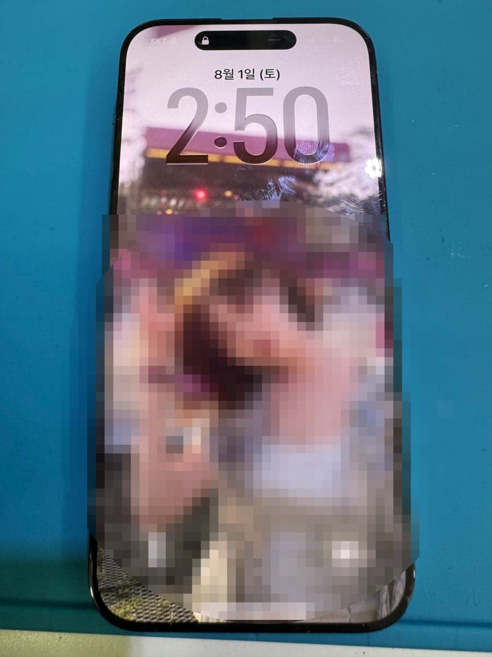iPhone 15 Pro 액정 교체 수리 사진