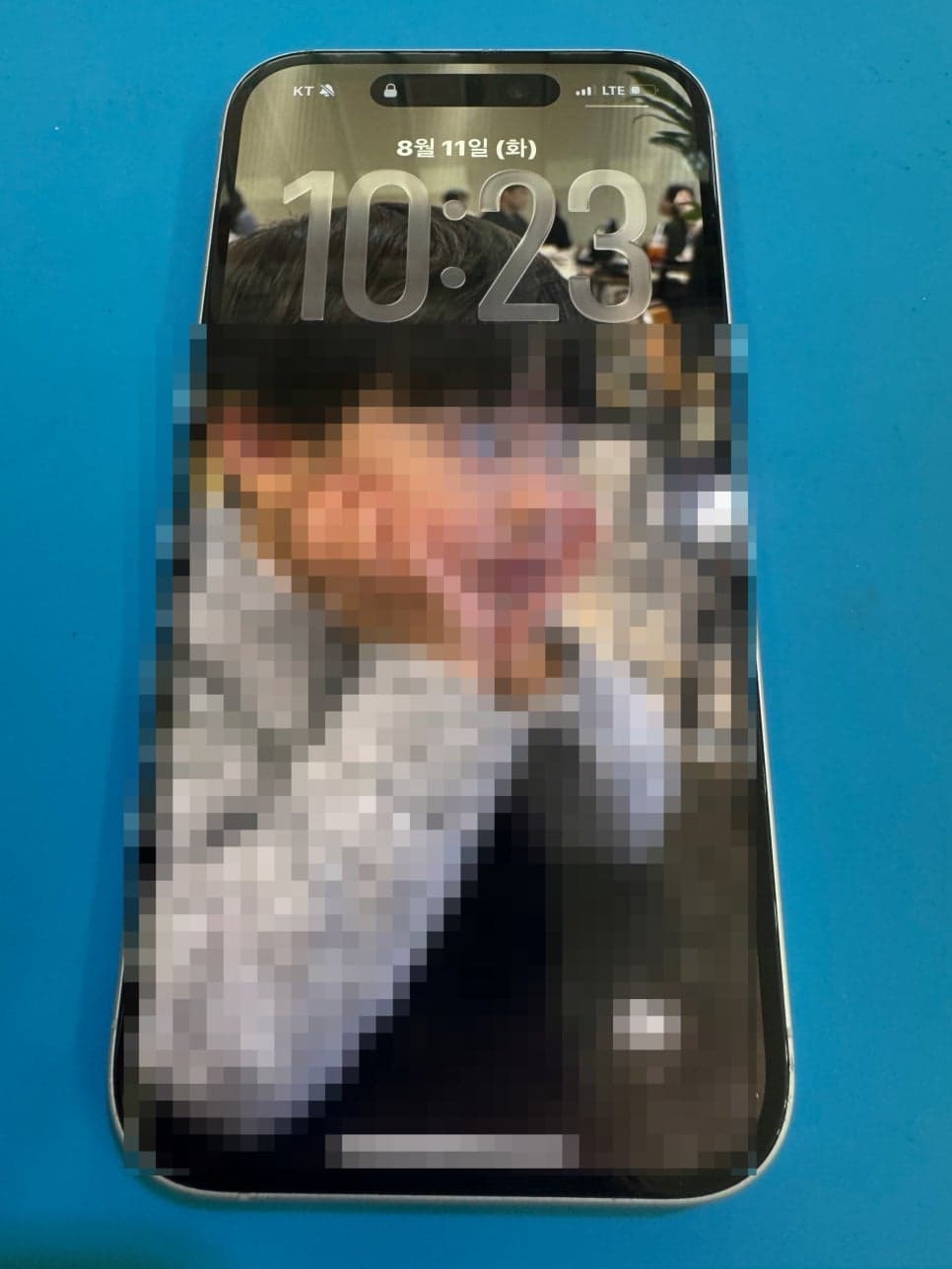 iPhone 16 후면유리 교체 수리 사진